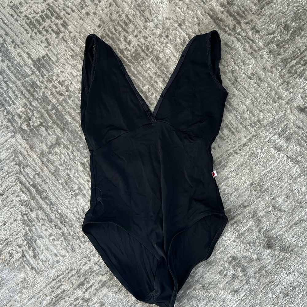 XS black Alicia Yumiko leotard